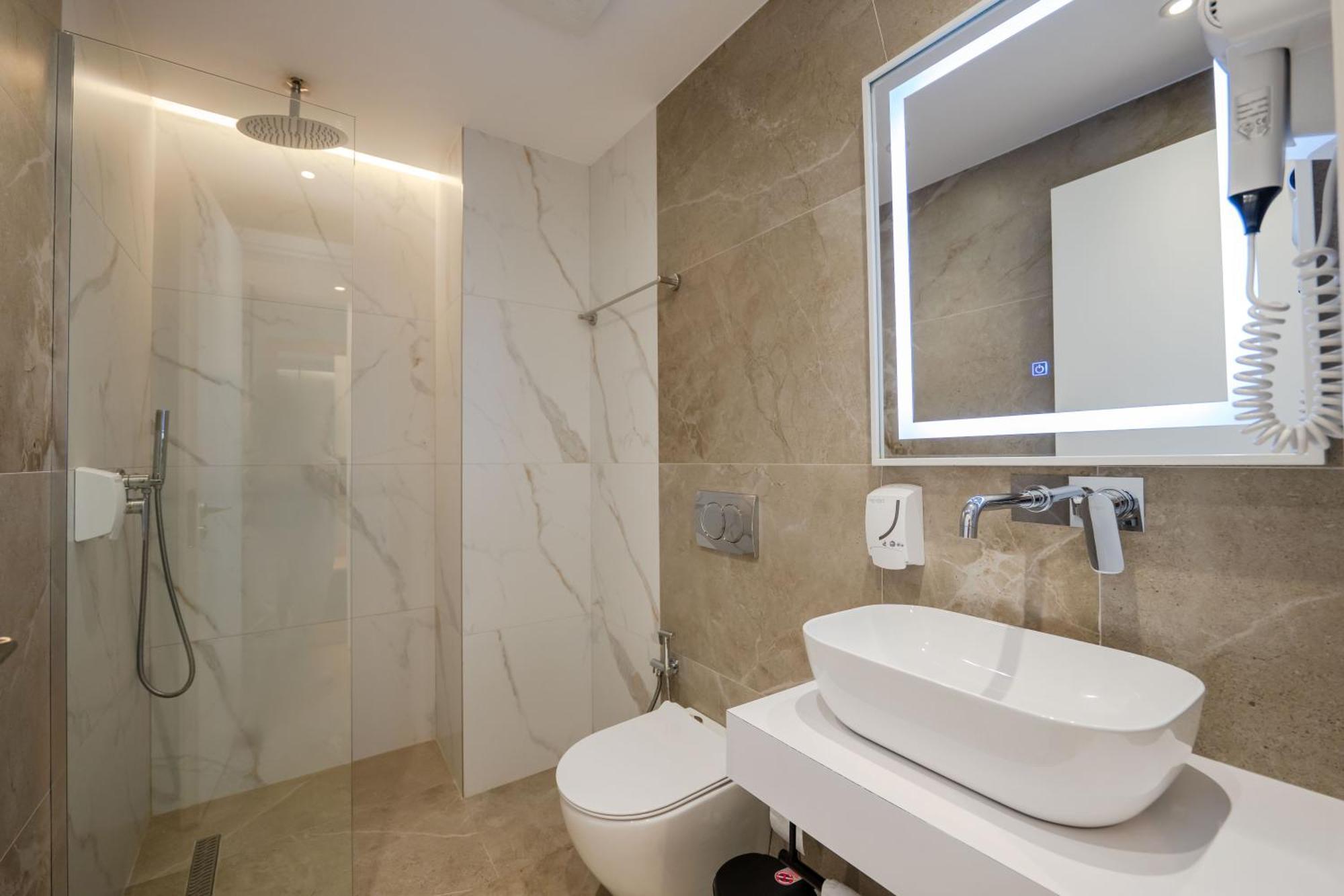 Absolute Hotell Ksamil