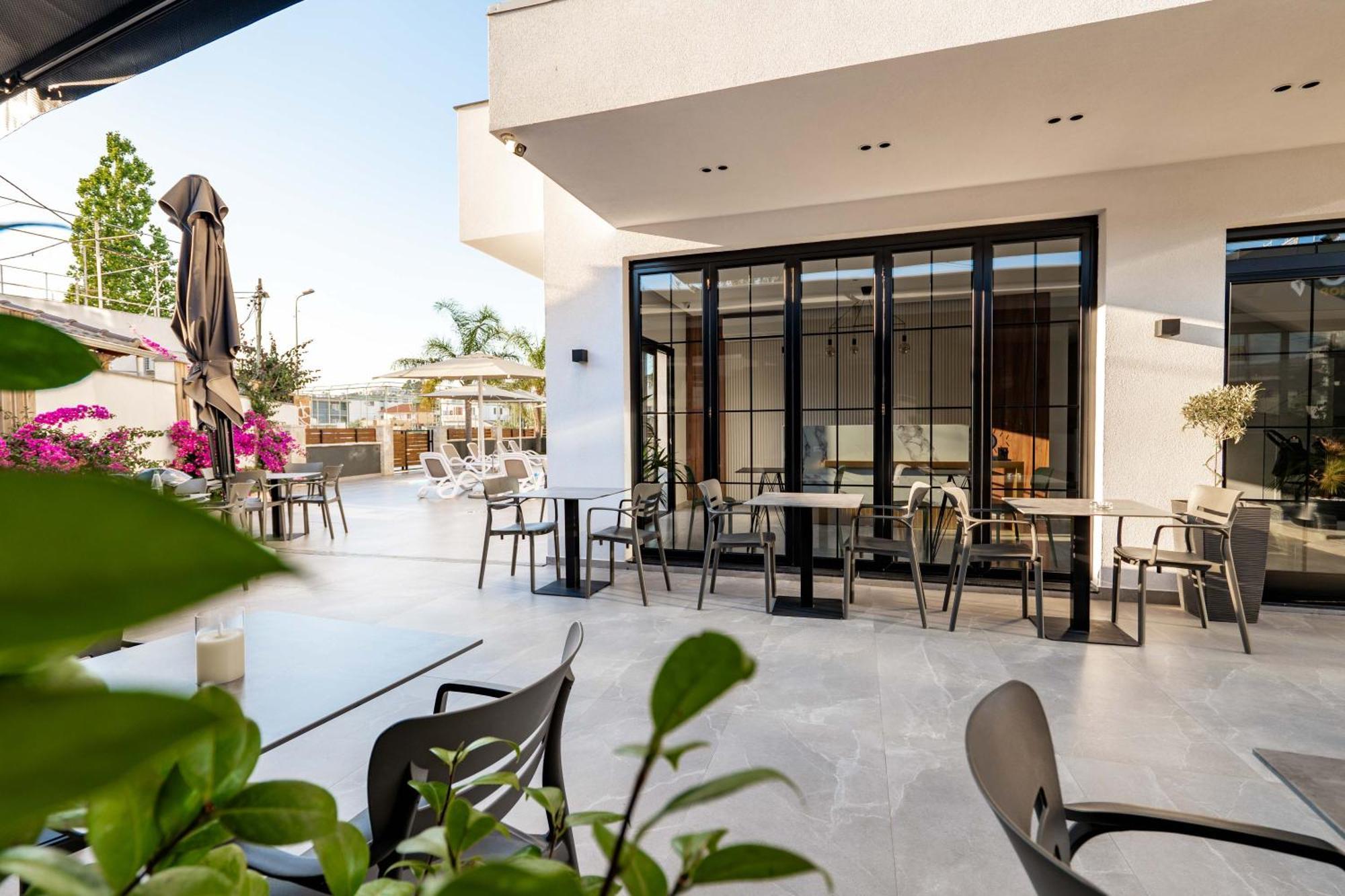Absolute Hotell 4*