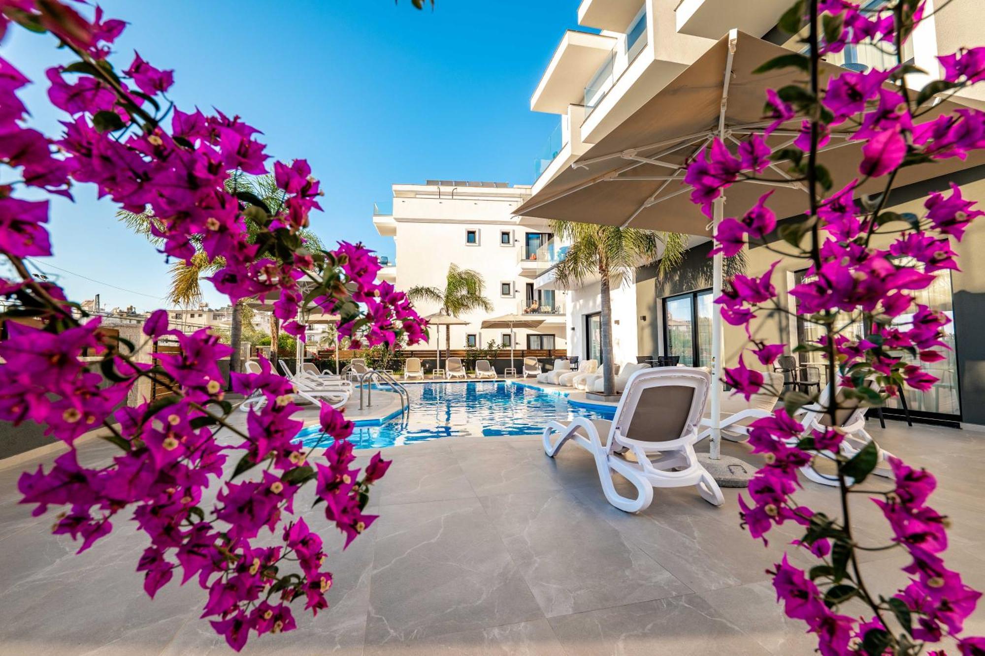 Hotell Absolute 4*