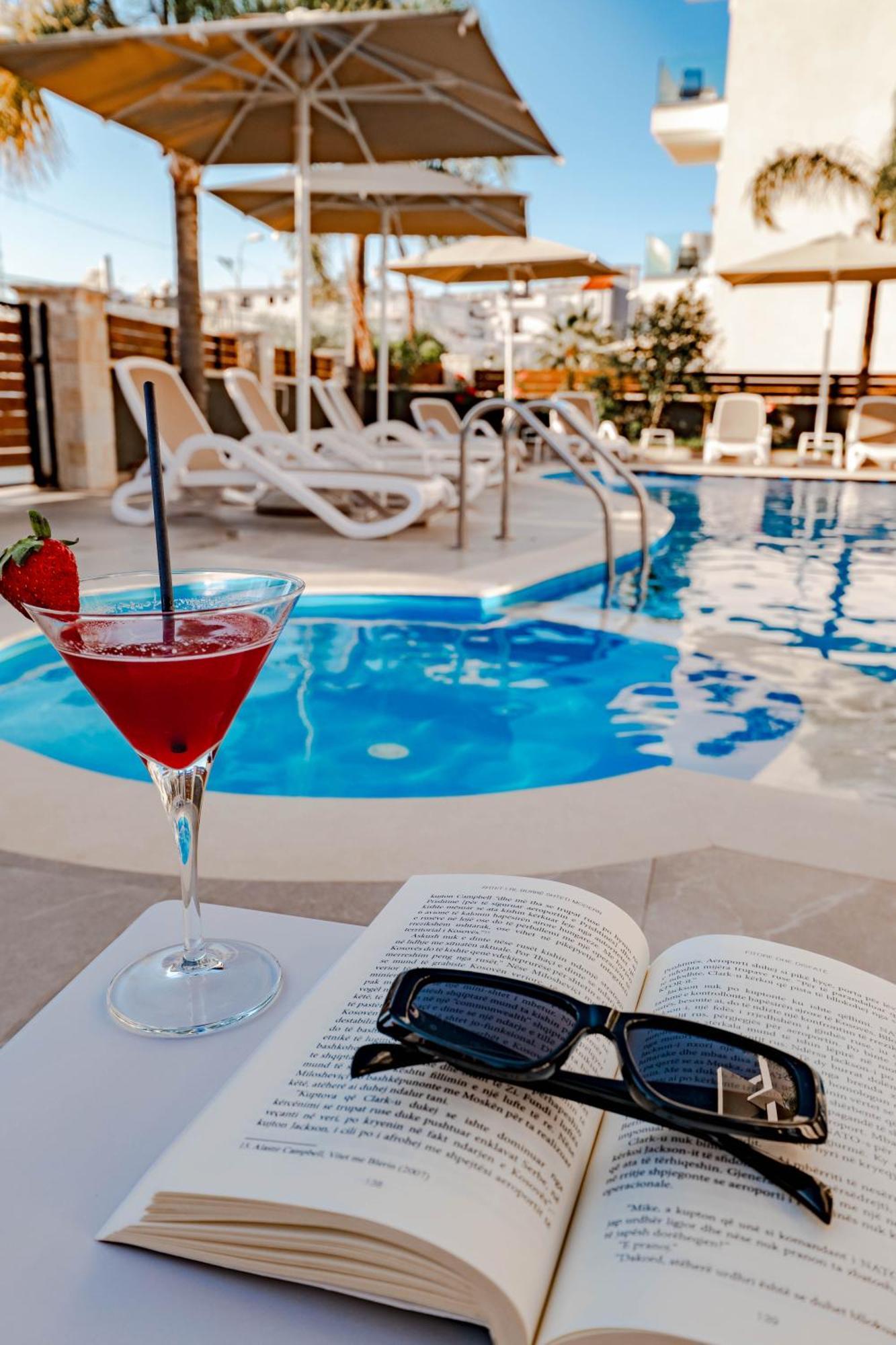 Hotell Absolute 4*